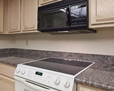 2065 E Kael Cir, Mesa, AZ 85213 photo 3