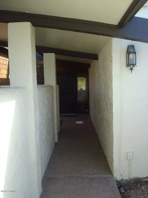 6641 N Chatelaine Pl, Phoenix, AZ 85014 photo 3