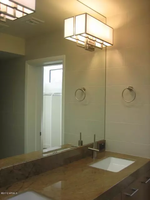 6016 E Linden Ln, Phoenix, AZ 85018 photo 12