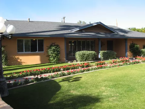 4242 N 56th St, Phoenix, AZ 85018 photo 1