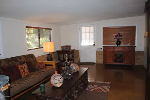 3829 E Piccadilly Rd, Phoenix, AZ 85018 photo 13