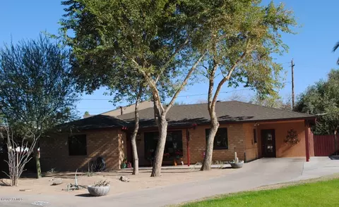 3829 E Piccadilly Rd, Phoenix, AZ 85018 photo 1
