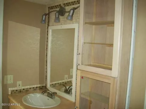 17 E Ruth Ave #202, Phoenix, AZ 85020 photo 9