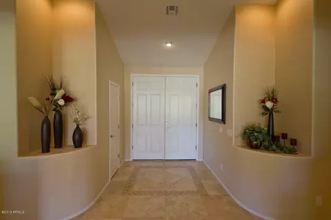 3226 E Mead Dr, Gilbert, AZ 85298 photo 2