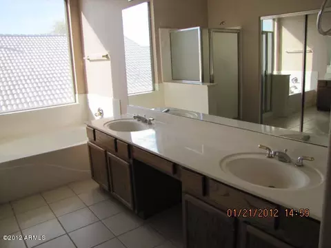 578 E Gail Dr, Gilbert, AZ 85296 photo 9