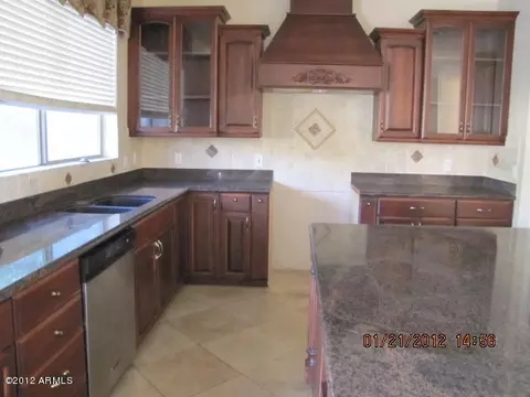578 E Gail Dr, Gilbert, AZ 85296 photo 5