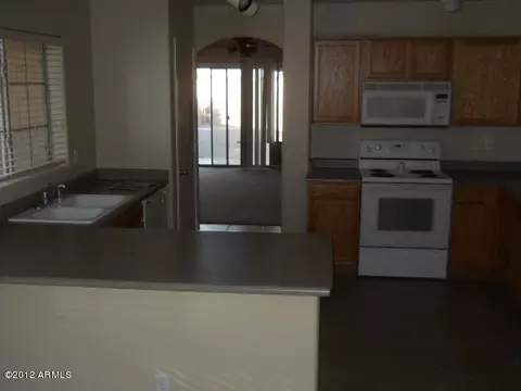 3893 S Conestoga Rd, Apache Junction, AZ 85119 photo 2