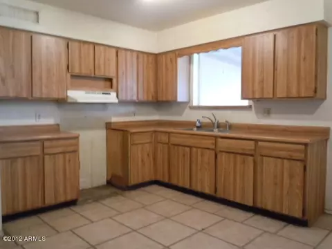 210 E 3rd Ave, Buckeye, AZ 85326 photo 3