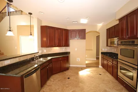 2427 W Eagle Feather Rd, Phoenix, AZ 85085 photo 3