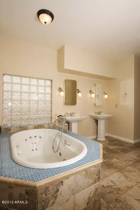 4533 E Chuckwalla Cyn, Phoenix, AZ 85044 photo 16