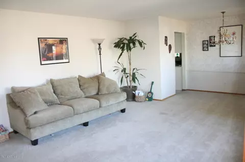 3907 E Clarendon Ave, Phoenix, AZ 85018 photo 4
