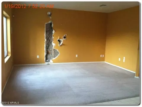 1105 E Wong Way, Phoenix, AZ 85040 photo 4