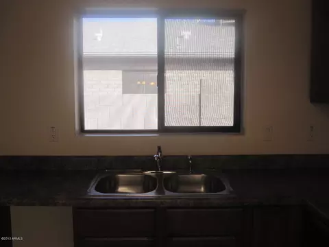 2753 E Corona Ave, Phoenix, AZ 85040 photo 7