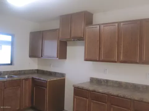 2753 E Corona Ave, Phoenix, AZ 85040 photo 6