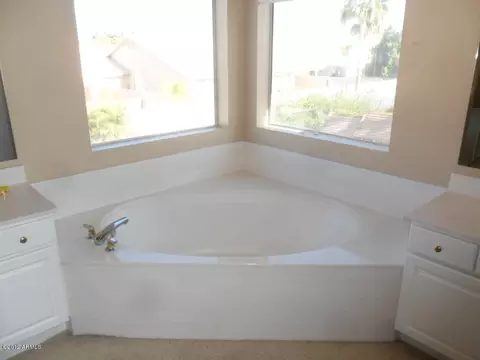 3634 E Cedarwood Ln, Phoenix, AZ 85048 photo 30