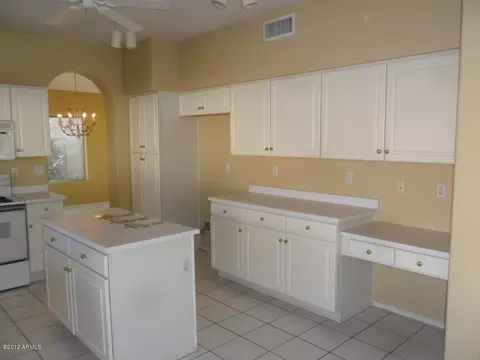 3634 E Cedarwood Ln, Phoenix, AZ 85048 photo 13