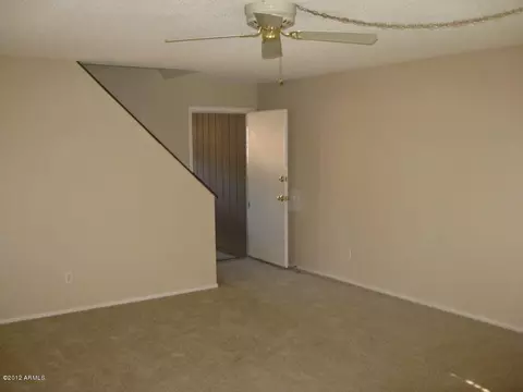 249 E Beck Ln, Phoenix, AZ 85022 photo 3