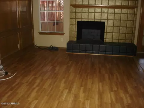 302 S Quail Ln, Gilbert, AZ 85233 photo 3