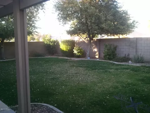 1652 E Laurel Ave, Gilbert, AZ 85234 photo 9