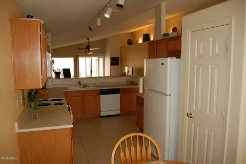 9816 E Knowles Ave, Mesa, AZ 85209 photo 8