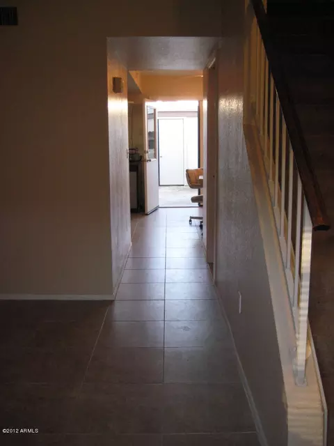 909 E Shobe Dr, Tempe, AZ 85283 photo 9