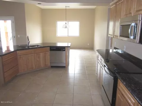 10649 E Hillview St, Mesa, AZ 85207 photo 6