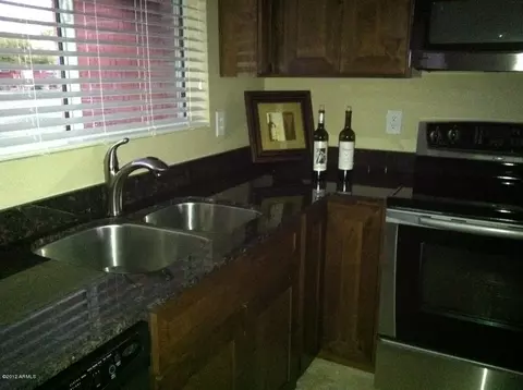 3029 E Montecito Ave, Phoenix, AZ 85016 photo 4