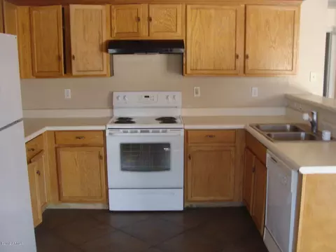 2029 E Stottler Ct, Gilbert, AZ 85296 photo 4