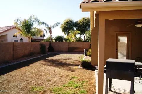 1409 E Comstock Dr, Gilbert, AZ 85296 photo 18