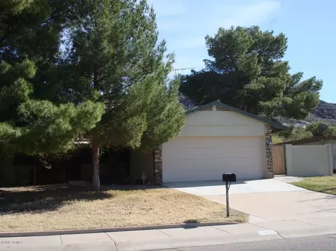 9043 N 14th St, Phoenix, AZ 85020 photo 1