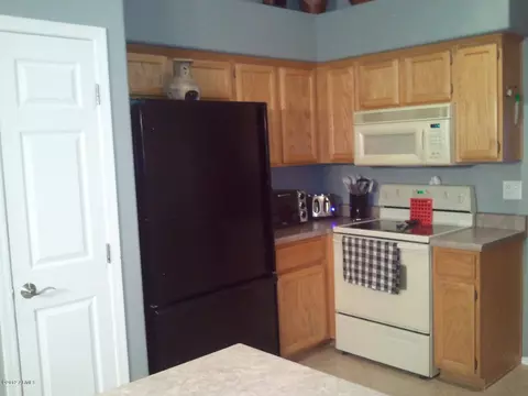 2010 E Danbury Rd, Phoenix, AZ 85022 photo 2