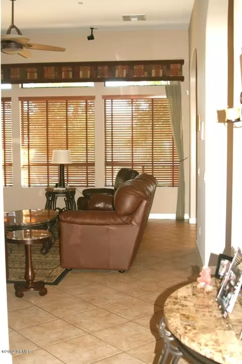 8023 E Teton Cir, Mesa, AZ 85207 photo 4