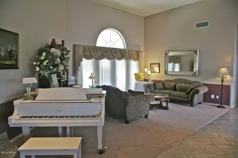 8523 E Hillview Cir, Mesa, AZ 85207 photo 15