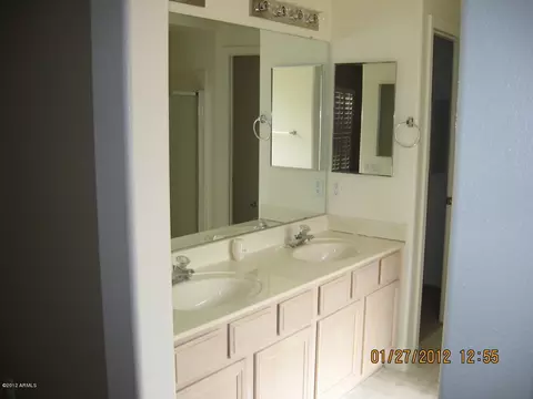 2219 E Aire Libre Ave, Phoenix, AZ 85022 photo 12