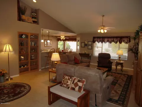 11522 E Navarro Ave, Mesa, AZ 85209 photo 2