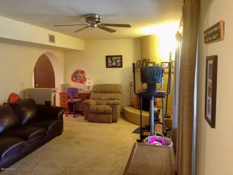 2821 E Vista Dr, Phoenix, AZ 85032 photo 9