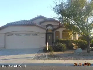 477 E Cathy Dr, Gilbert, AZ 85296 photo 1