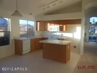 477 E Cathy Dr, Gilbert, AZ 85296 photo 4