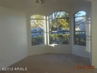 477 E Cathy Dr, Gilbert, AZ 85296 photo 3