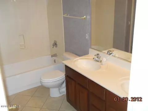 4219 E Seasons Cir, Gilbert, AZ 85297 photo 3