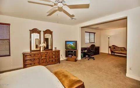 4241 E Folgers Rd, Phoenix, AZ 85050 photo 11