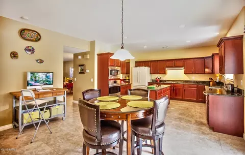 4241 E Folgers Rd, Phoenix, AZ 85050 photo 9