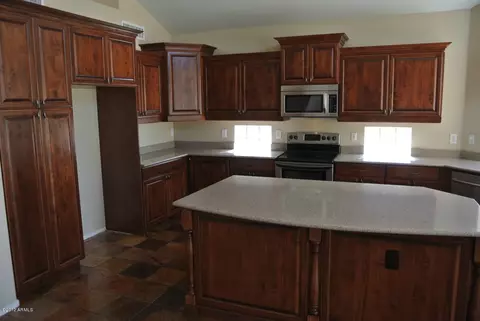 321 E Hiddenview Dr, Phoenix, AZ 85048 photo 2
