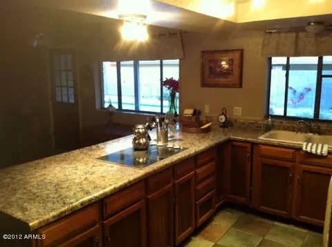 2533 Evergreen St, Mesa, AZ 85213 photo 4