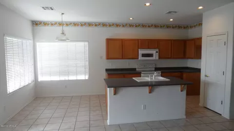 9853 E Flossmoor Ave, Mesa, AZ 85208 photo 2