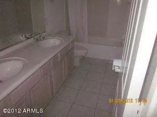 252 E Ashurst Dr, Phoenix, AZ 85048 photo 2