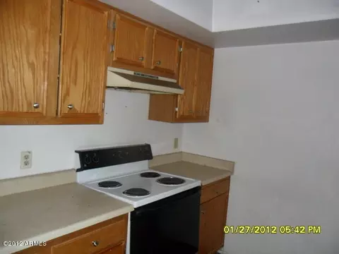 402 E Hidalgo Ave, Phoenix, AZ 85040 photo 4