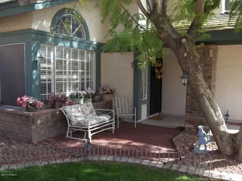 2138 E Nantuckett Dr, Gilbert, AZ 85234 photo 2