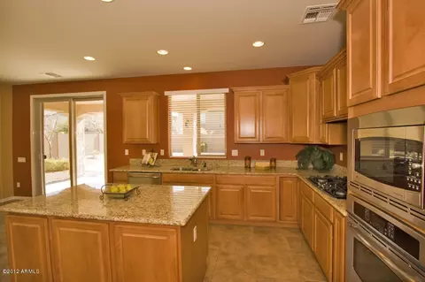 10909 E Solina Ave, Mesa, AZ 85212 photo 4