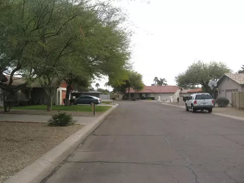 716 E Kings Ave, Phoenix, AZ 85022 photo 4